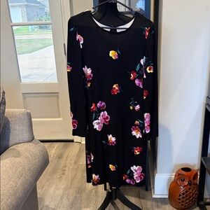 Women’s Old Navy Floral Black Dress